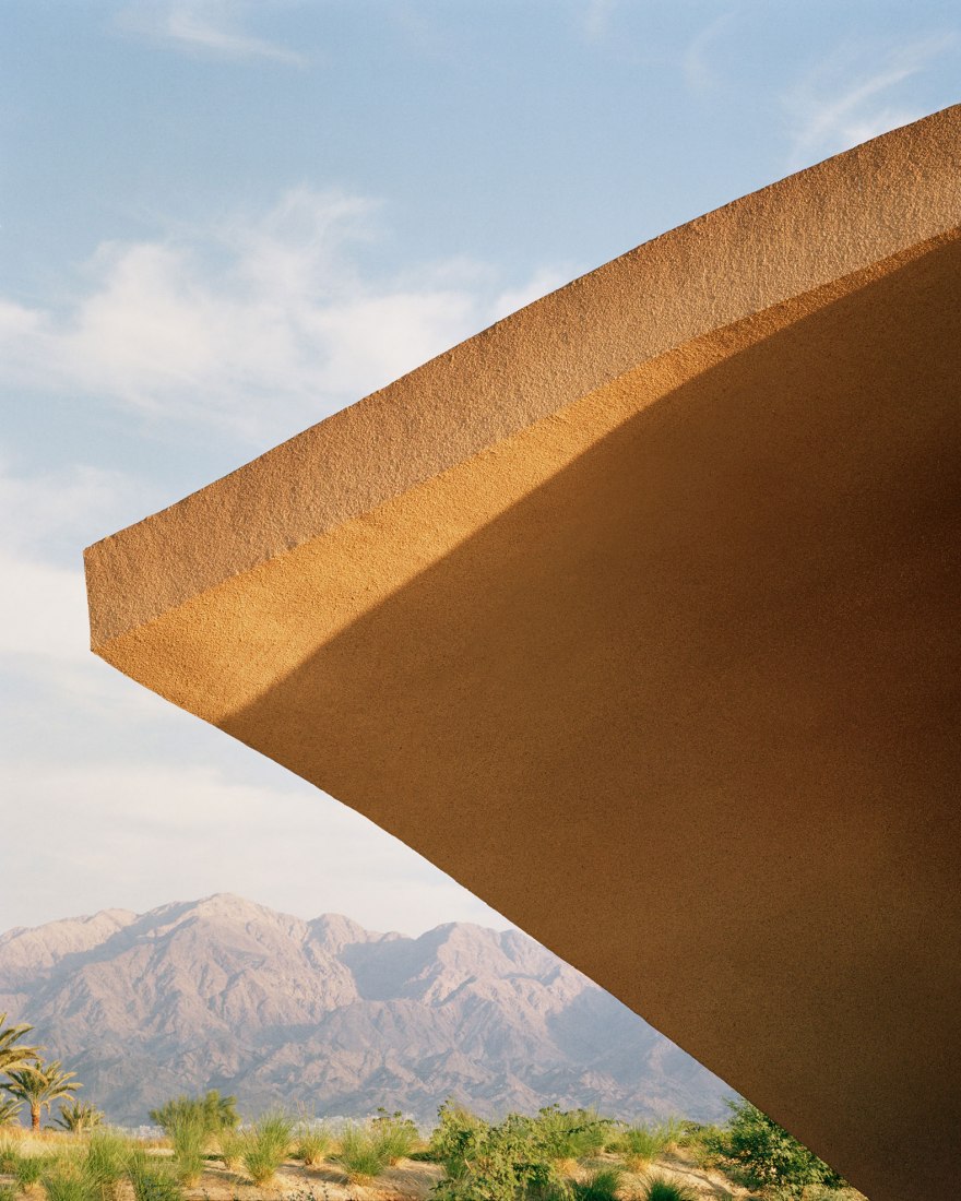 "Ayla Golfclub" by Oppenheim Architecture. Photograph by Rory Gardiner. © 2019 Oppenheim Architecture.