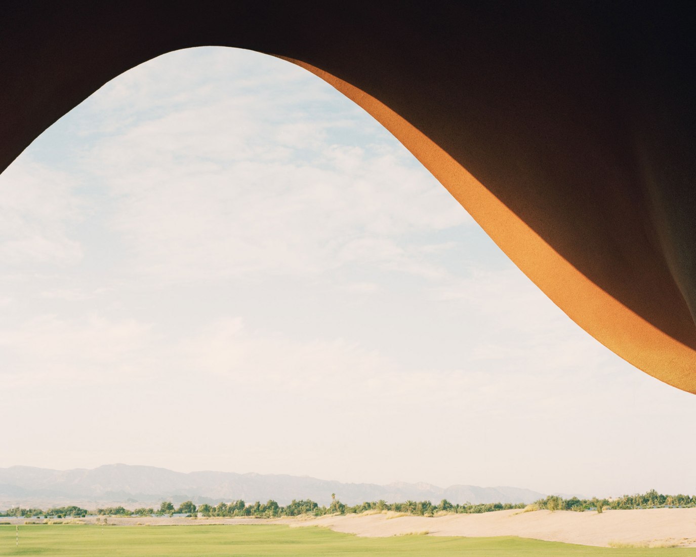 "Ayla Golfclub" by Oppenheim Architecture. Photograph by Rory Gardiner. © 2019 Oppenheim Architecture.