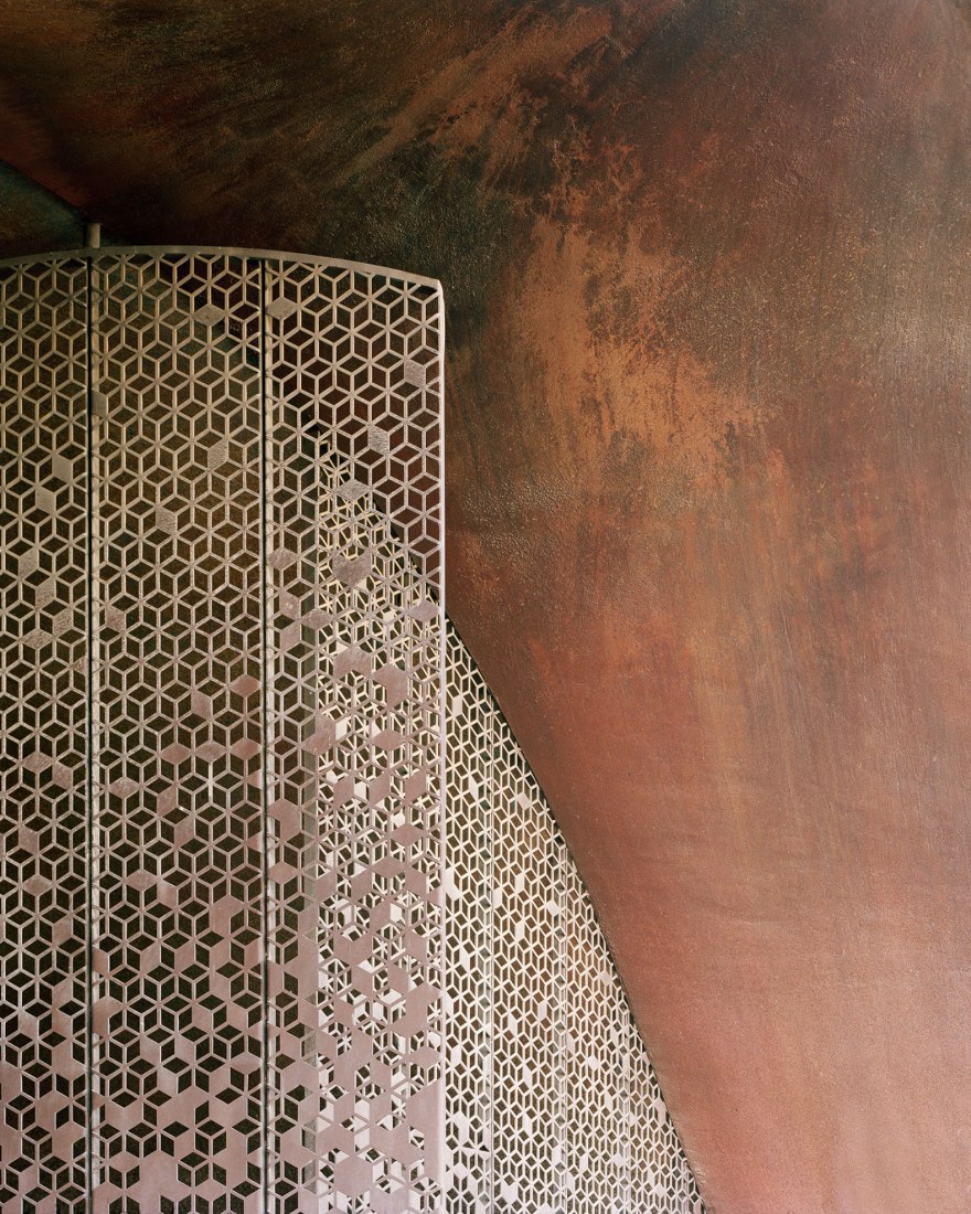 "Ayla Golfclub" by Oppenheim Architecture. Photograph by Rory Gardiner. © 2019 Oppenheim Architecture.