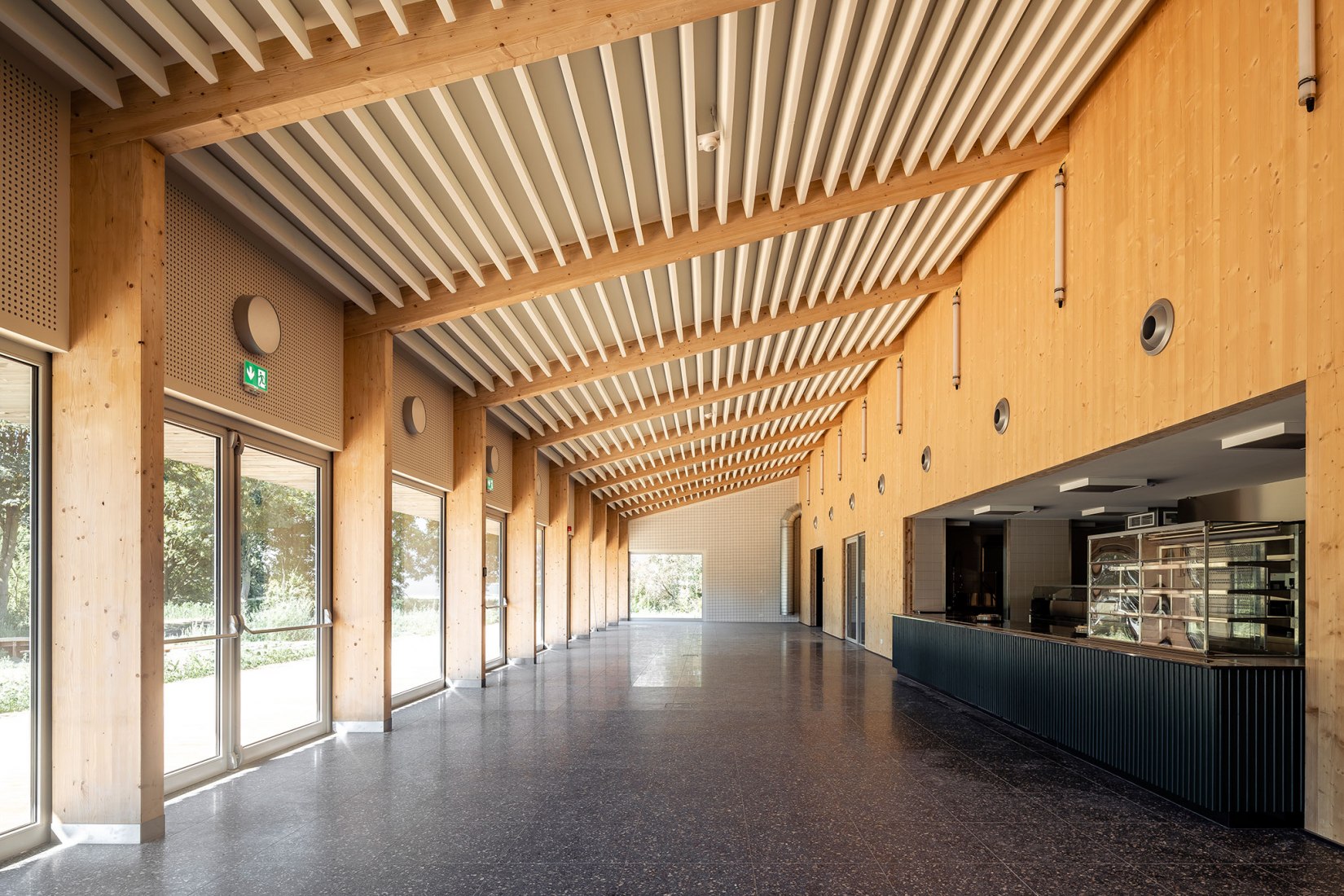 Campus Aquafin por B-architecten. Fotografía por Olmo Peeters.
