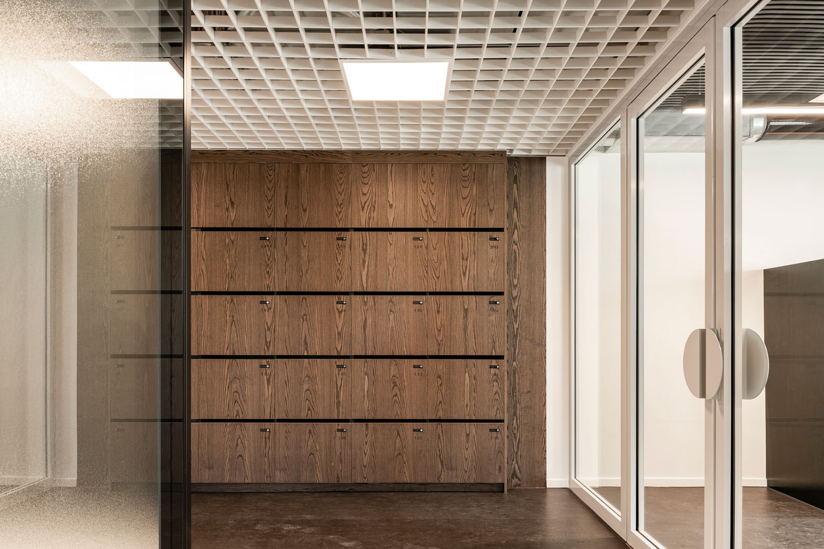 Campus Aquafin por B-architecten. Fotografía por Olmo Peeters.