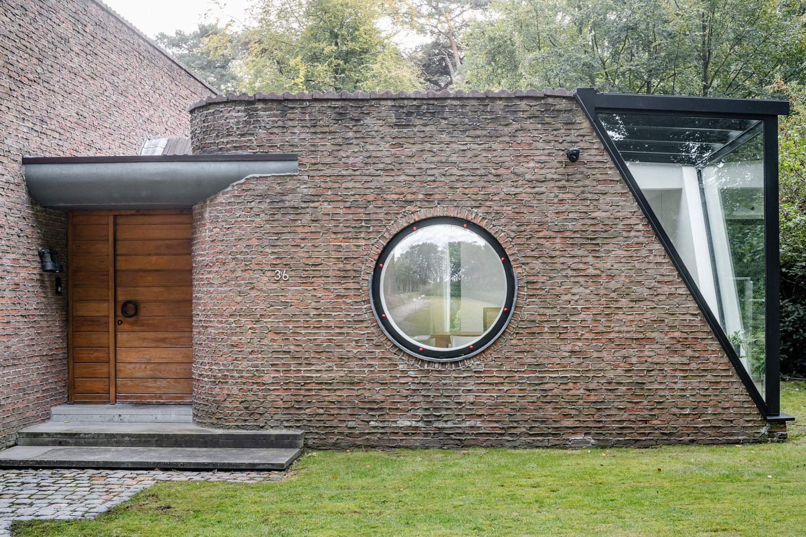 House VDP by B-bis architecten. Photograph by LUCID.