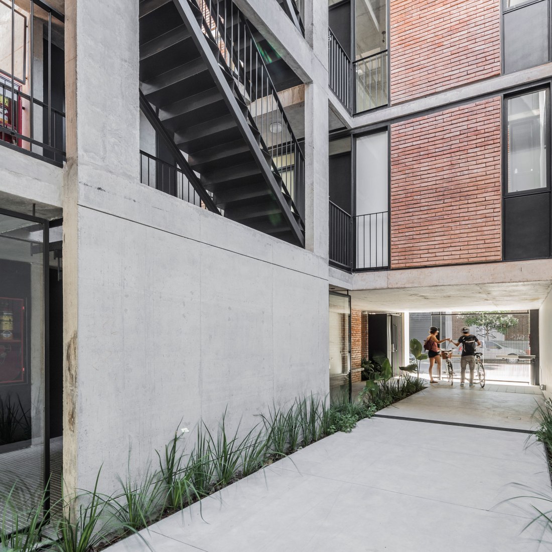 «Arquitectura de las transiciones: lo material es político» por BAAG. Fotografía por Javier Agustín Rojas.