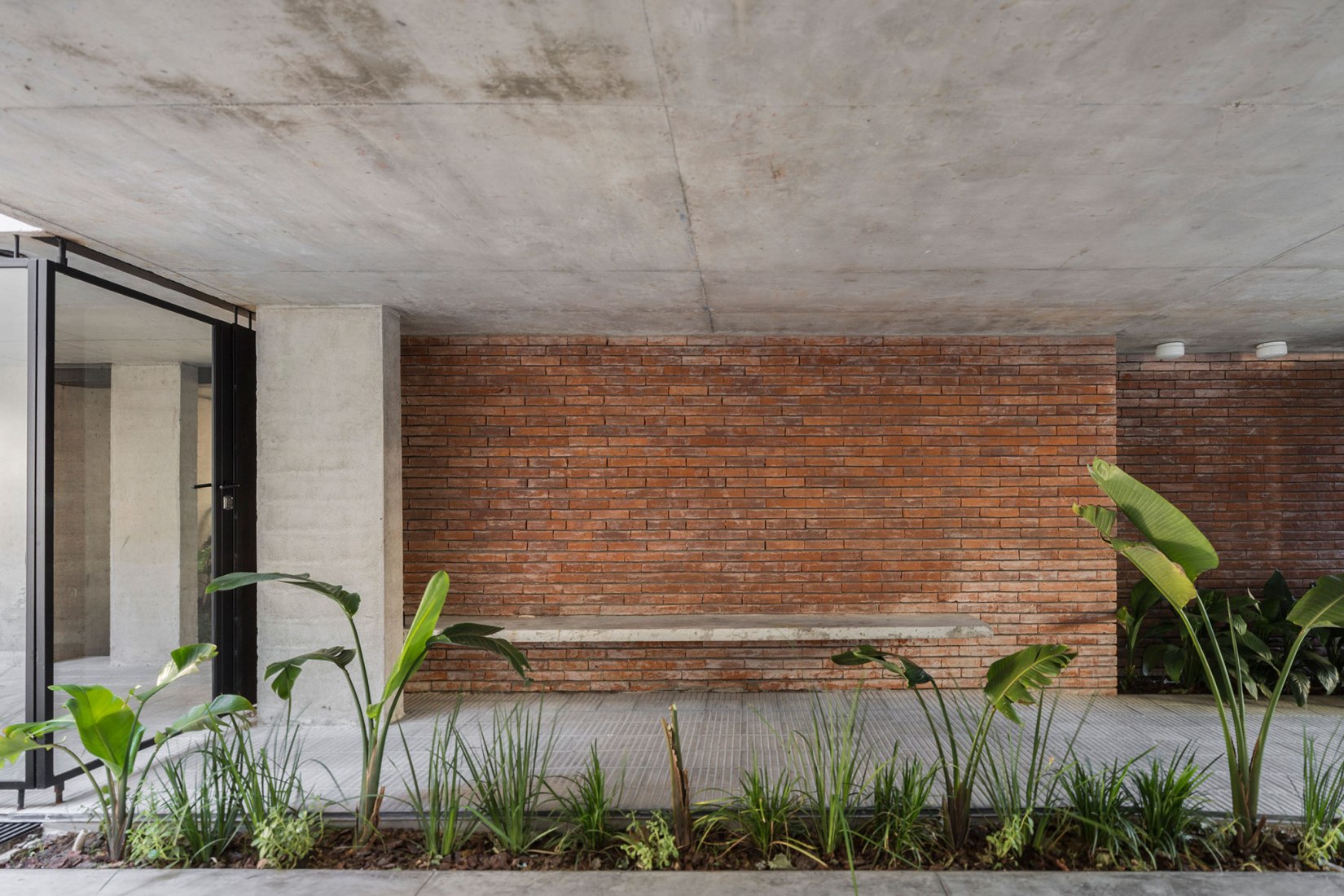 «Arquitectura de las transiciones: lo material es político» por BAAG. Fotografía por Javier Agustín Rojas.