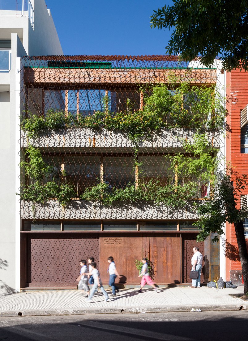 «Arquitectura de las transiciones: lo material es político» por BAAG. Fotografía por Javier Agustín Rojas.