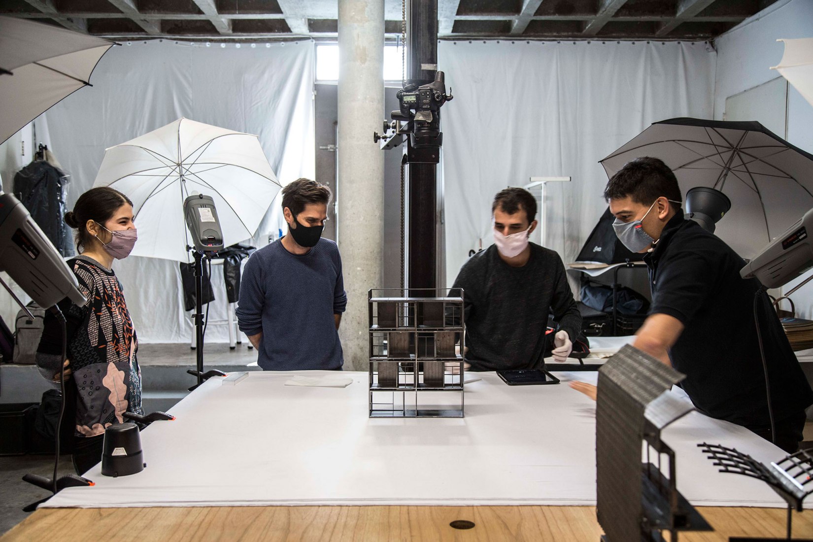 Maquetas. «Arquitectura de las transiciones: lo material es político» por BAAG.