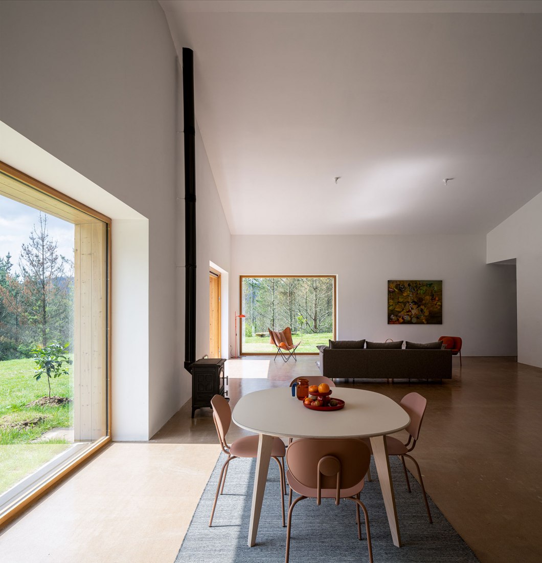 Caserío Azkarraga por BABELstudio y BONADONA Arquitectura. Fotografía por Biderbost Photo.