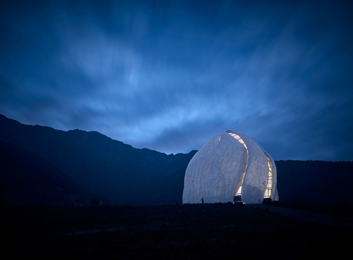 Bahá’í Temple of South America. Photograph by doublespace photography.