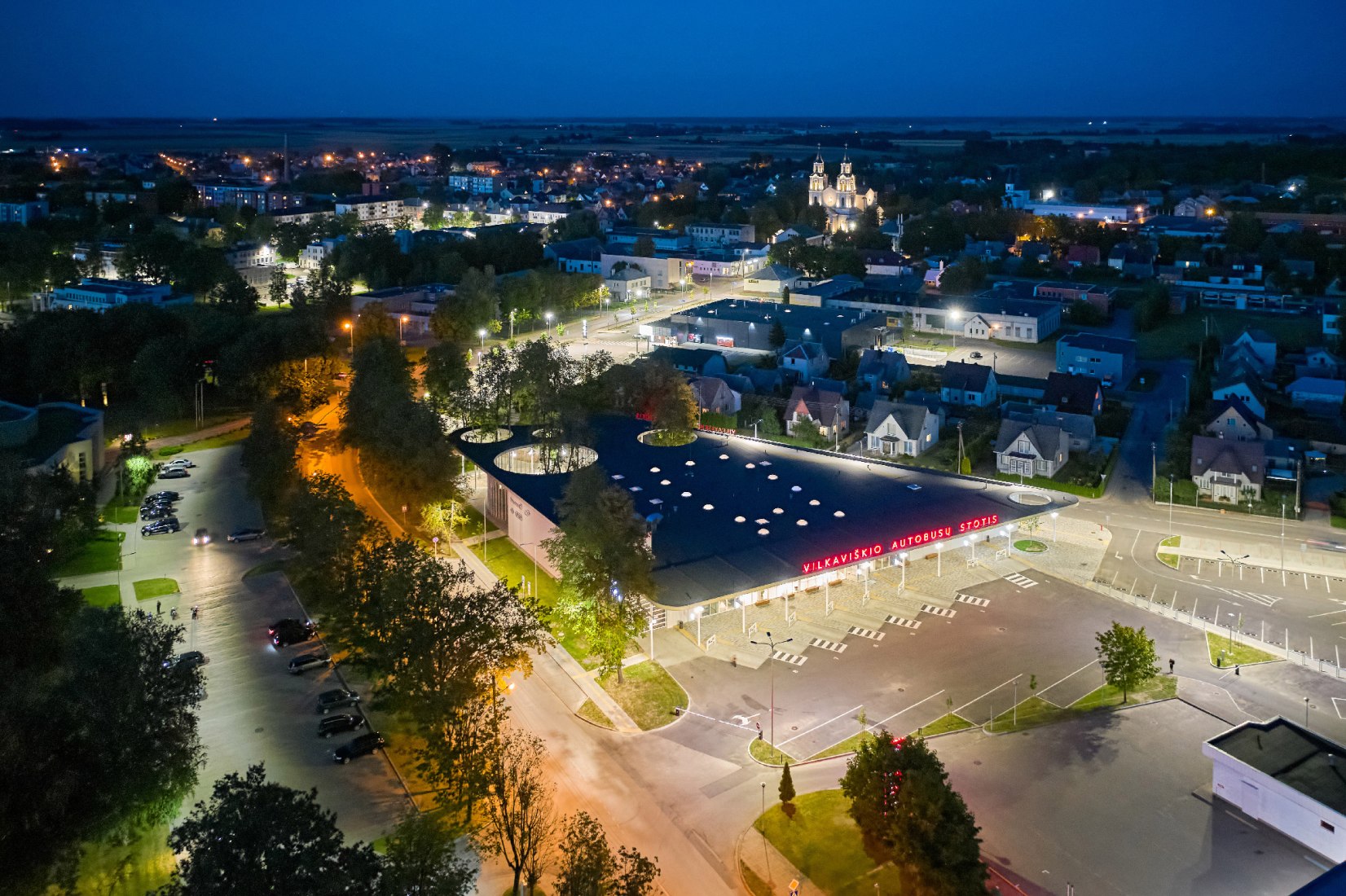 Estación de autobuses Vilkaviškis por Balčytis Studija. Fotografía por Norbert Tukaj