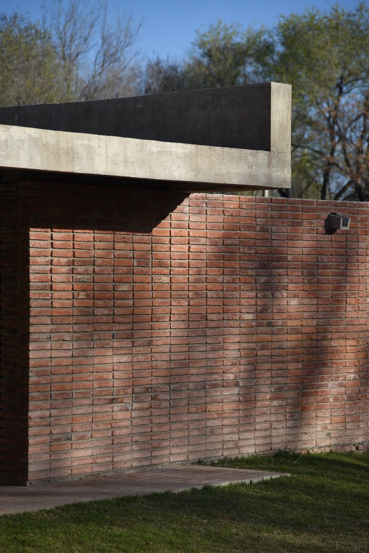 Quincho Bialet by Balsa Crosetto Piazzi + Diego Avendaño. Photograph by Santiago Victorio Ruiz.