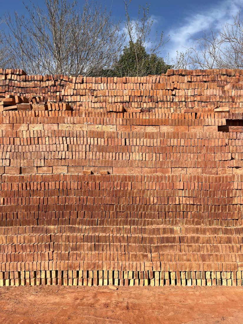Local Material Resources. Quincho Bialet by Balsa Crosetto Piazzi + Diego Avendaño. Courtesy of Balsa Crosetto Piazzi + Diego Avendaño.