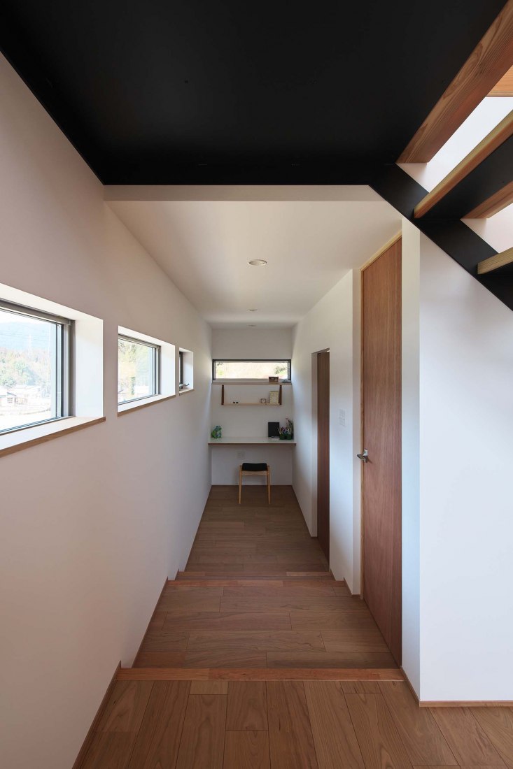 H House by BAUM. Photograph by Naoki Myo - MOv