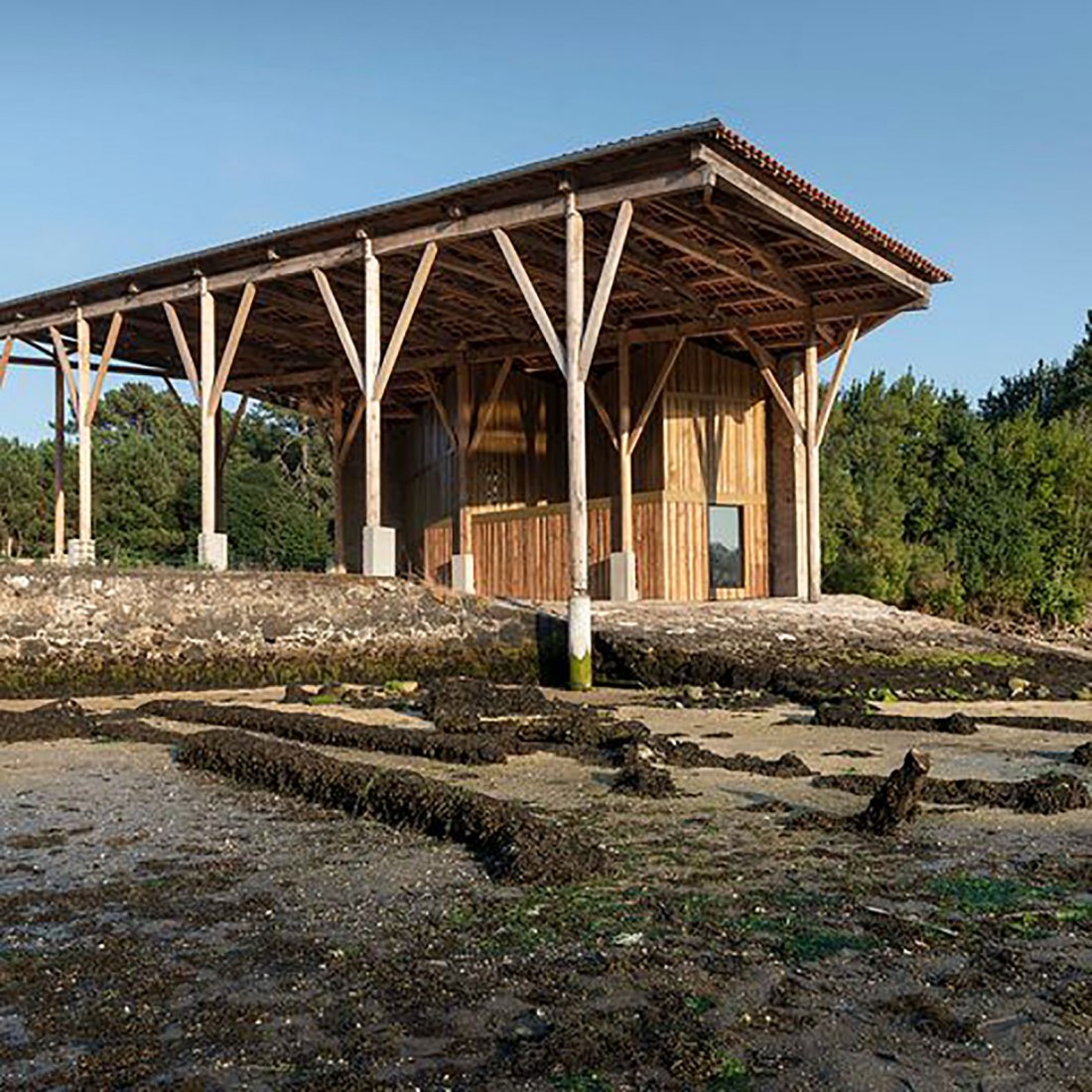 Rehabilitación del Astillero Tradicional Ciprián por Fuertespenedo arquitectos. Fotografía por Ana Amado / Juan Rodríguez / NosoCoop.