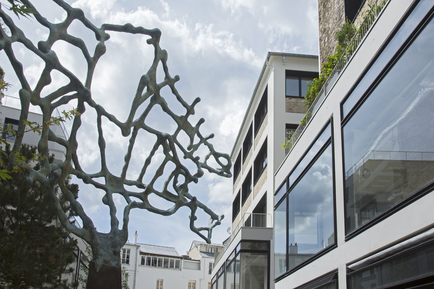 Beaupassage's art. L'Arbre Neuronal. Marc Vellay. Paris’s New Destination Dedicated to Art, Gastronomy and Wellness led by the Emerige Group and Founder Laurent Dumas. Photograph by Charlotte Donker
