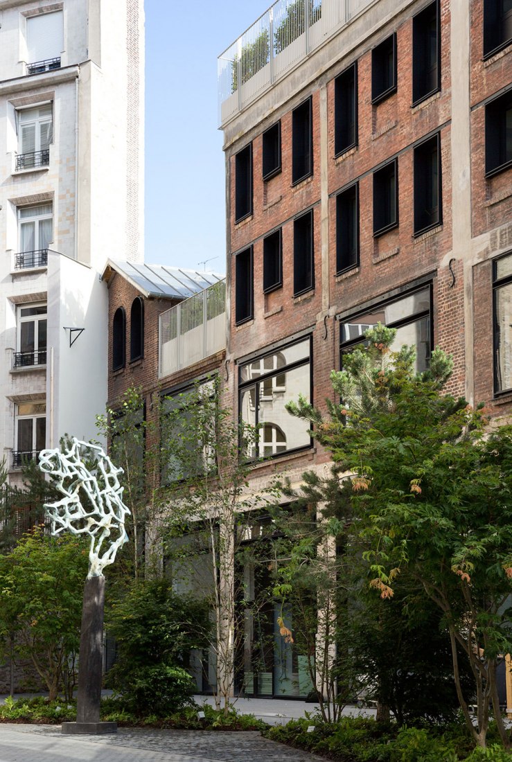 Beaupassage's art. L'Arbre Neuronal. Marc Vellay. Paris’s New Destination Dedicated to Art, Gastronomy and Wellness led by the Emerige Group and Founder Laurent Dumas. Photograph by Charlotte Donker