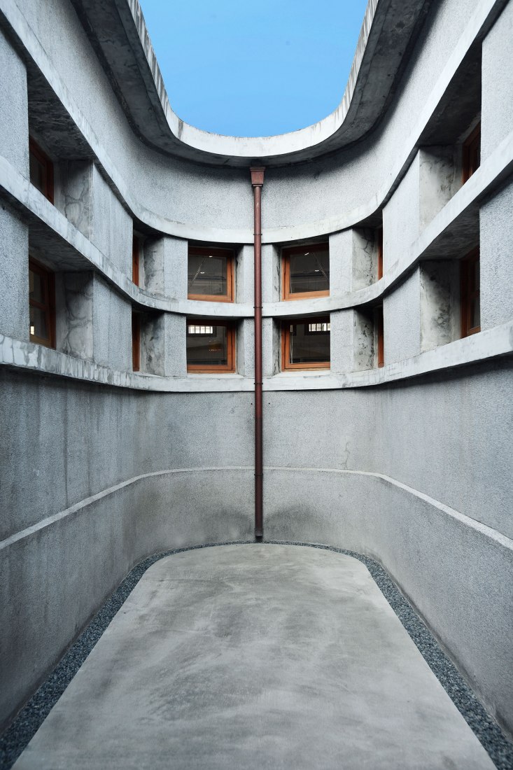 U-Market by Behet Bondzio Lin Architekten. Photograph by Te-Fan Wang.