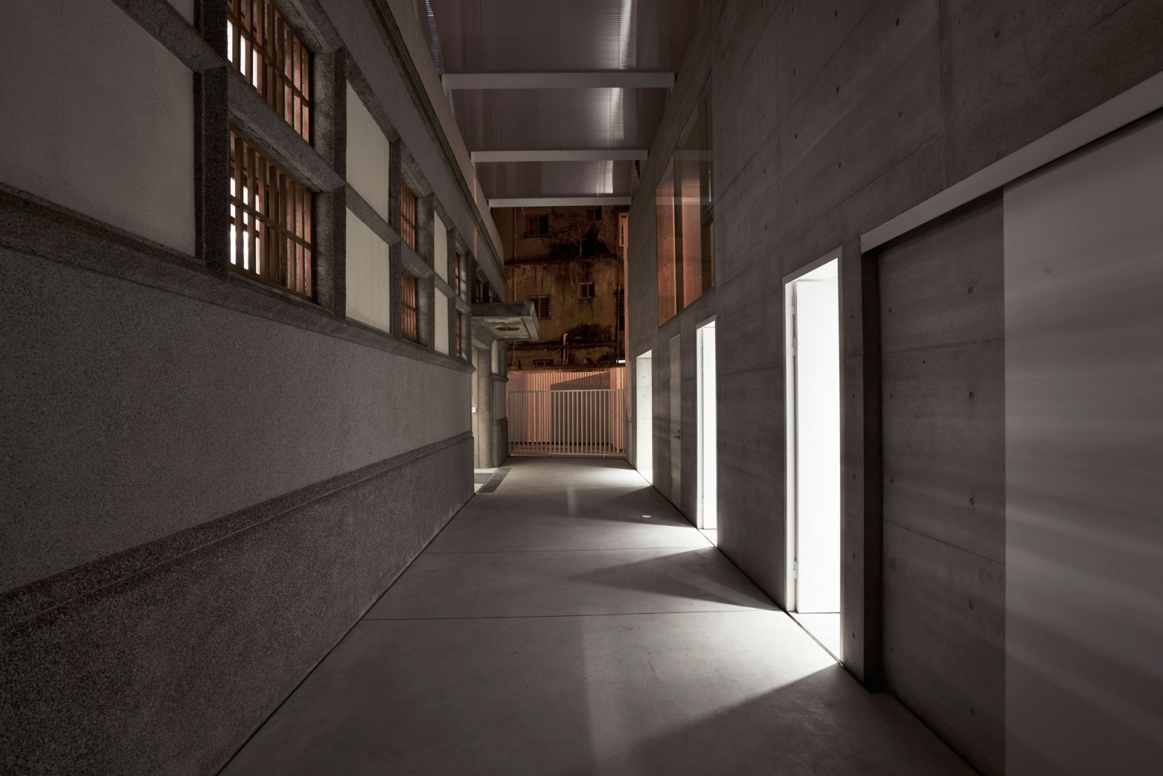 U-Market by Behet Bondzio Lin Architekten. Photograph by Te-Fan Wang.