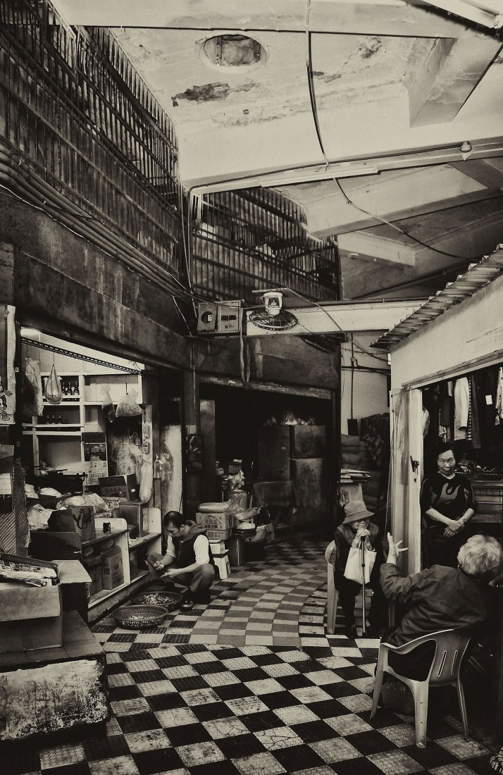 Original image U-market. U-market by Behet Bondzio Lin Architekten. Image courtesy of Behet Bondzio Lin Architekten.