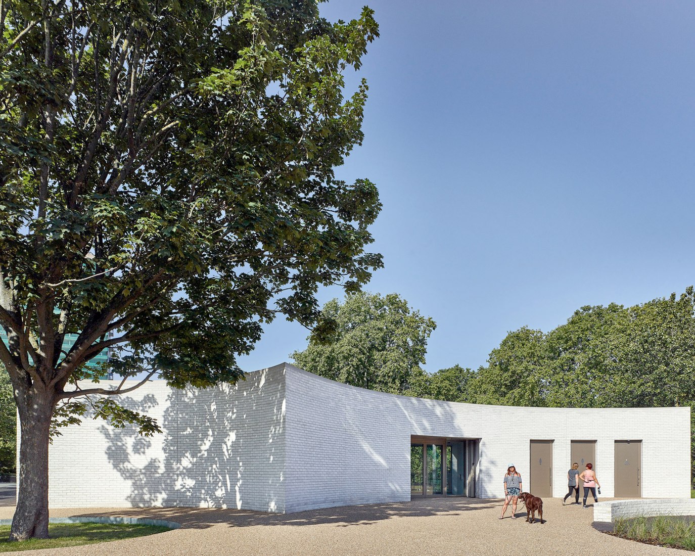 Pabellón en Southwark Park por Bell Philips Architects. Fotografía por Kilian O'Sullivan
