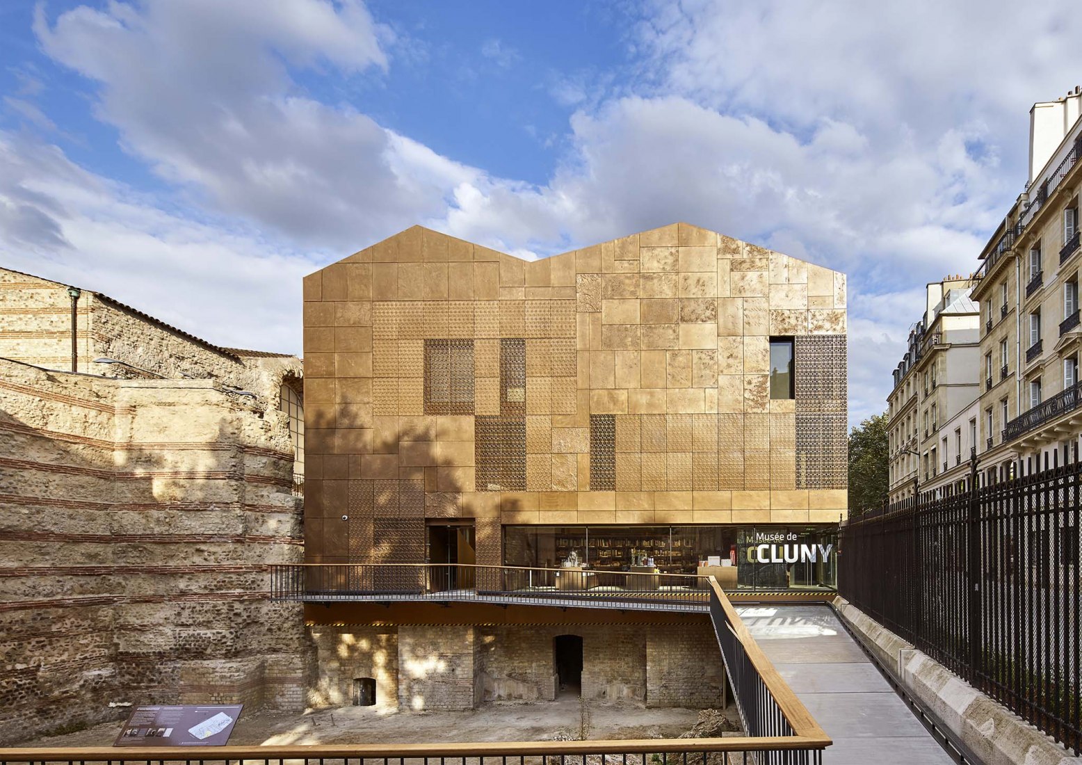 Cluny Museum by Bernard Desmoulin architecte. Photograph by Michel Denancé.