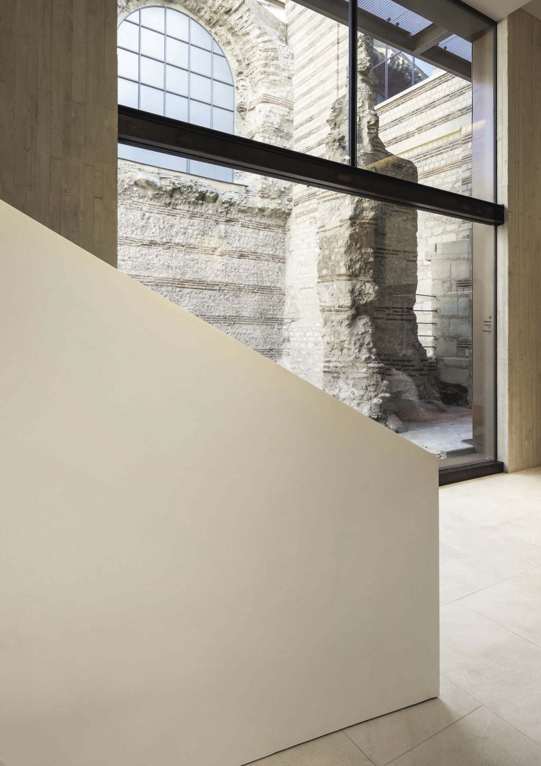 Cluny Museum by Bernard Desmoulin architecte. Photograph by Michel Denancé.