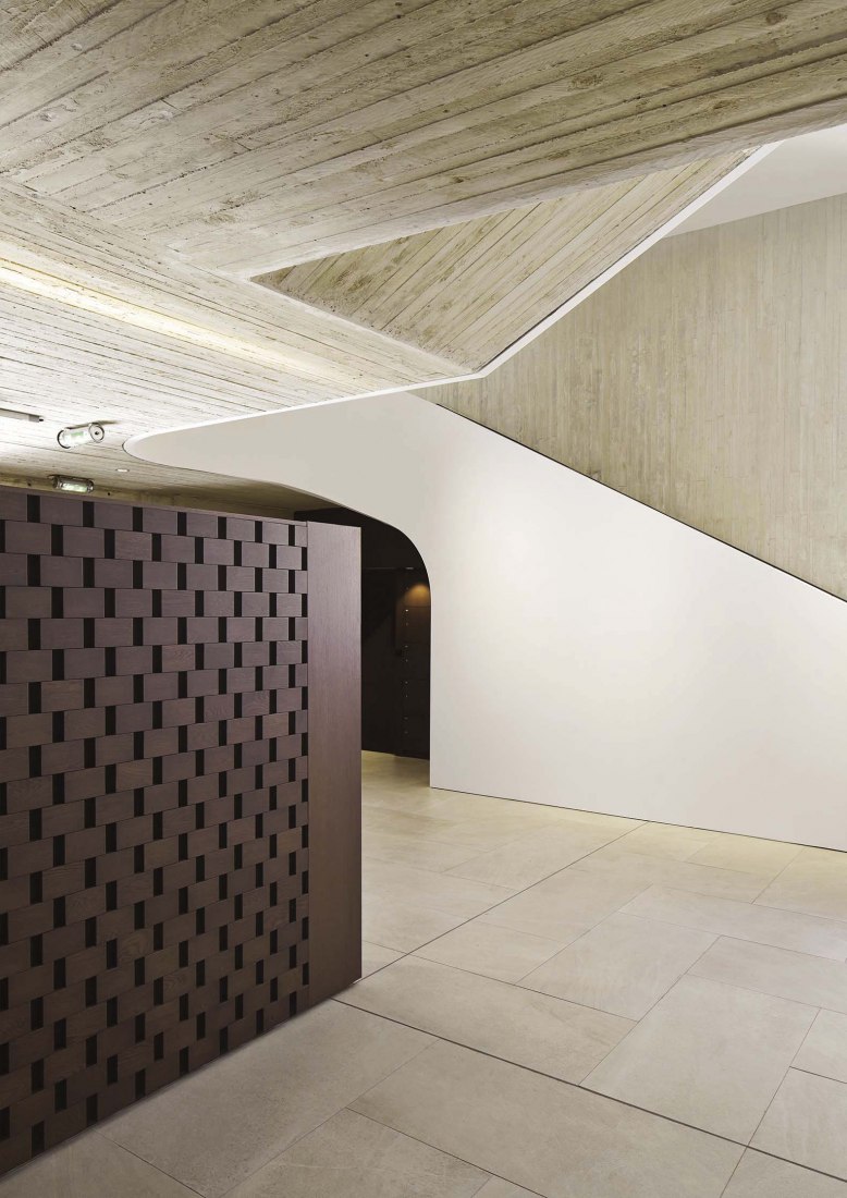 Cluny Museum by Bernard Desmoulin architecte. Photograph by Michel Denancé.