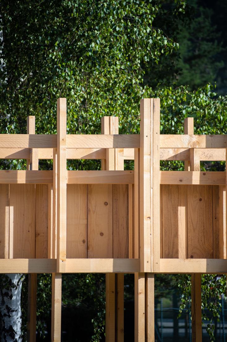 Faille Cachée, entrance to the Parc de Marais by Martin Gaufryau + Quentin Barthe + Tom Patenotte. Photograph by Clément Molinier.
