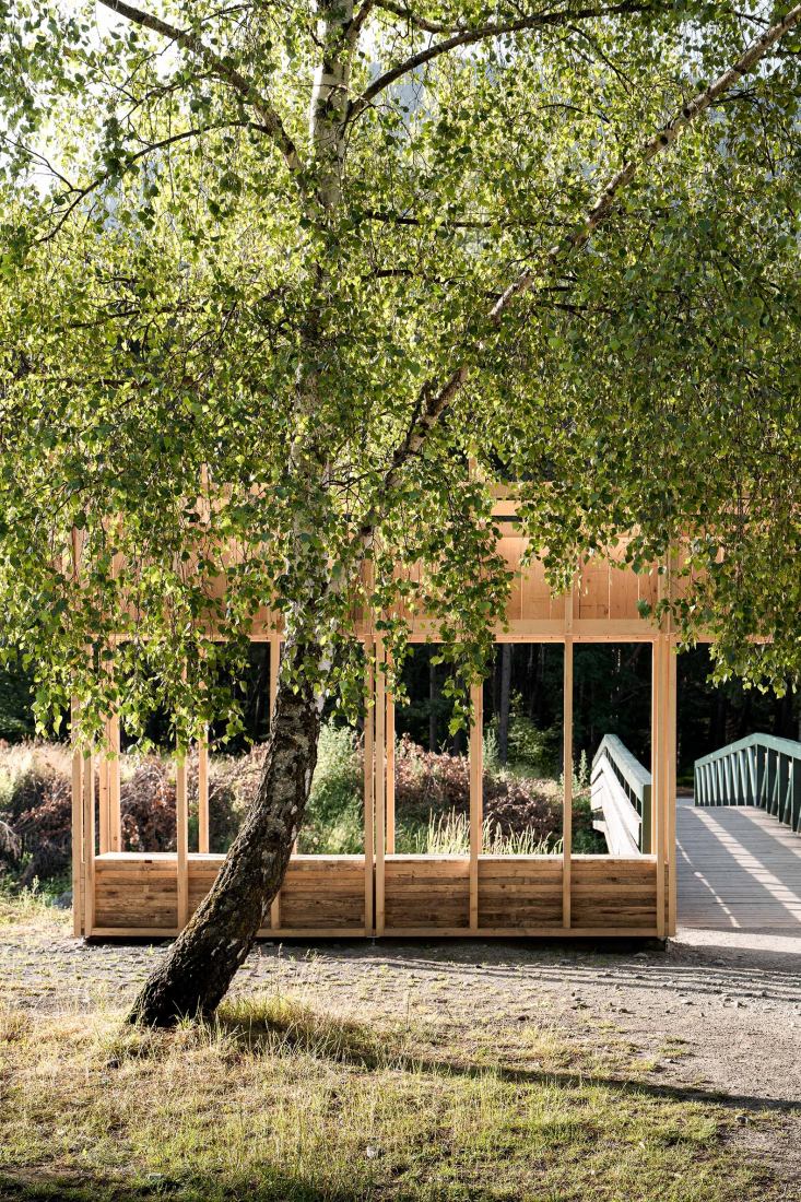 Faille Cachée, entrance to the Parc de Marais by Martin Gaufryau + Quentin Barthe + Tom Patenotte. Photograph by Clément Molinier.