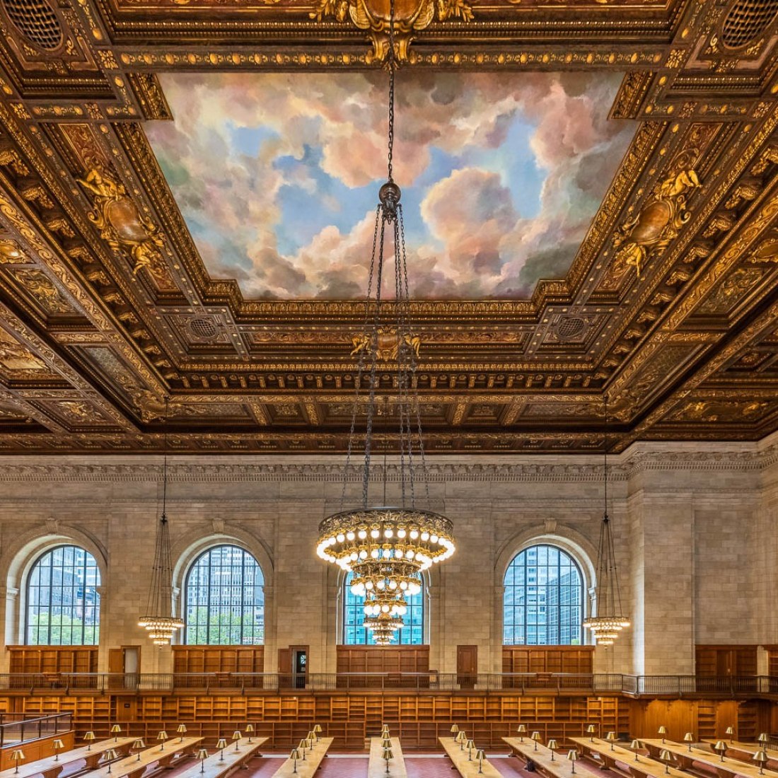 Time Lapse Thousands Of Books Get Reshelved Before The Rose