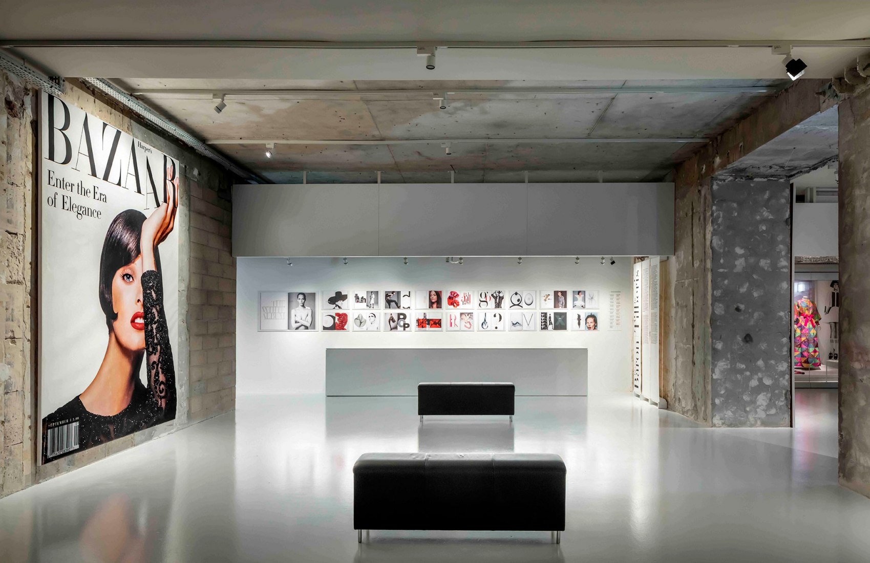 Renovation of the temporary exhibition spaces Rohan 1 & 2 of the Musée des Arts Decoratifs (MAD) by Bien Urbain atelier d’architecture. Photograph by Luc Boegly, courtesy of Bien Urbain atelier d’architecture