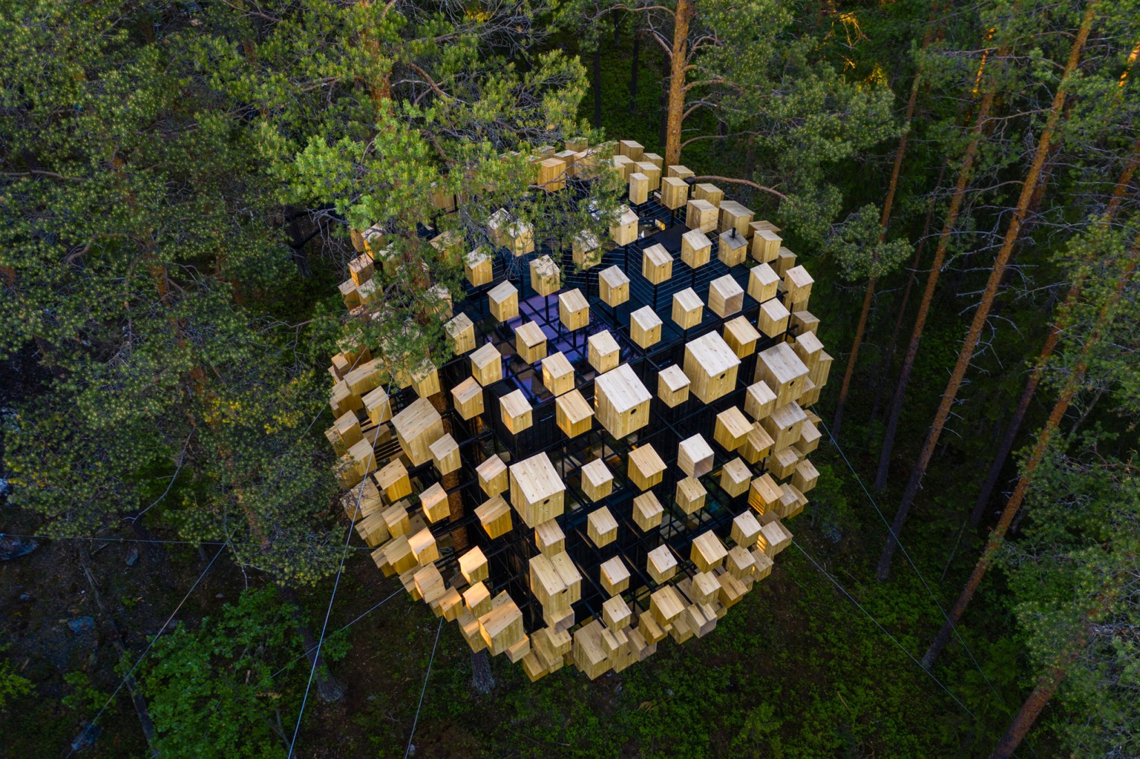 Biosfera por BIG. Fotografía por Mats Engfors.