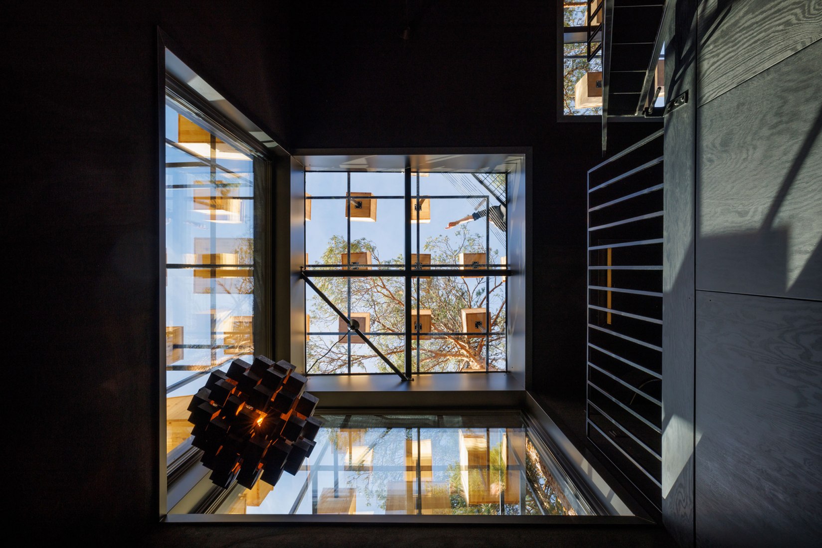 Biosfera por BIG. Fotografía por Mats Engfors.