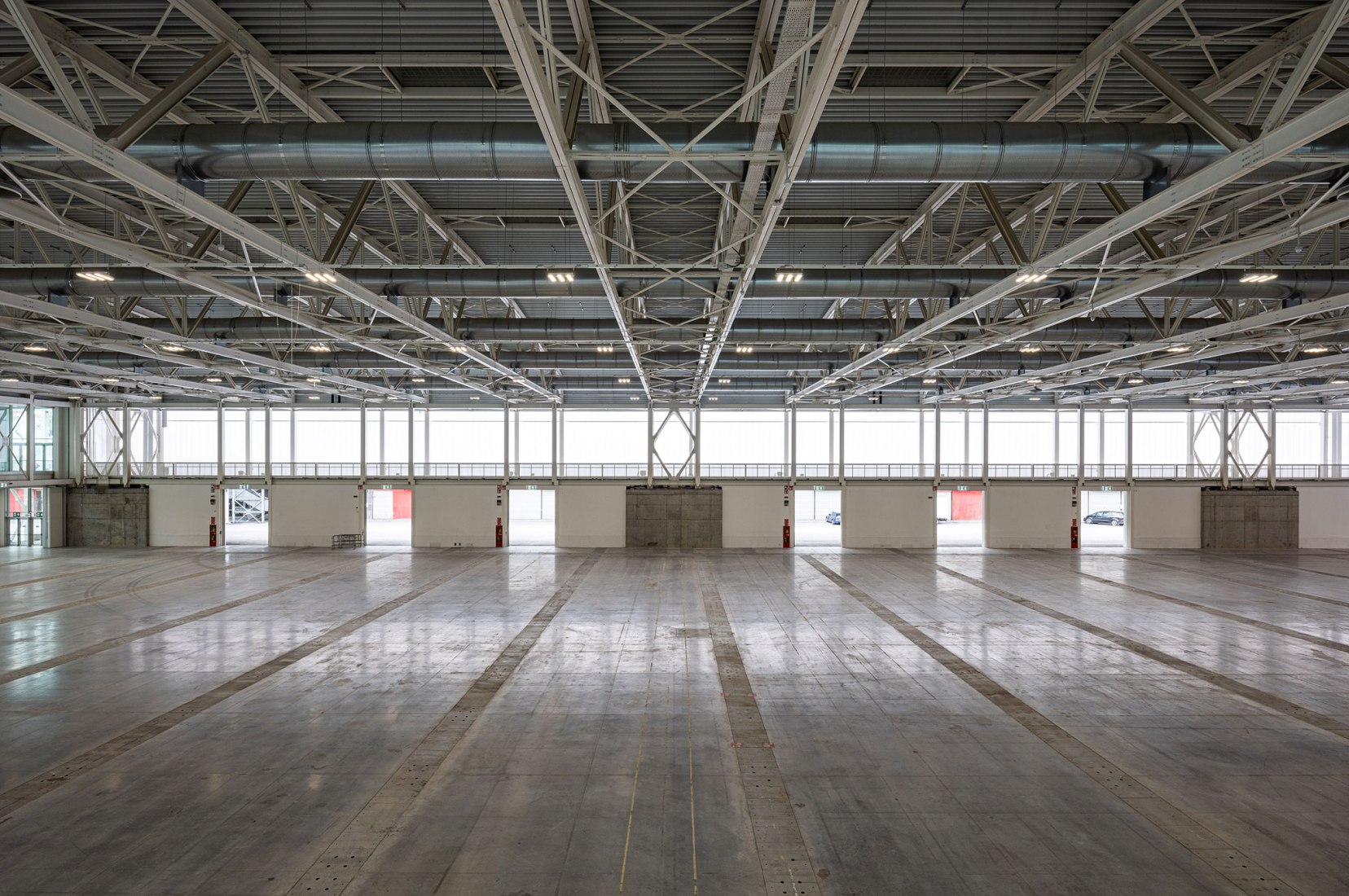 Nuevos pabellones para Bologna Fiere por Di Gregorio Associati. Fotografía por HG Esch
