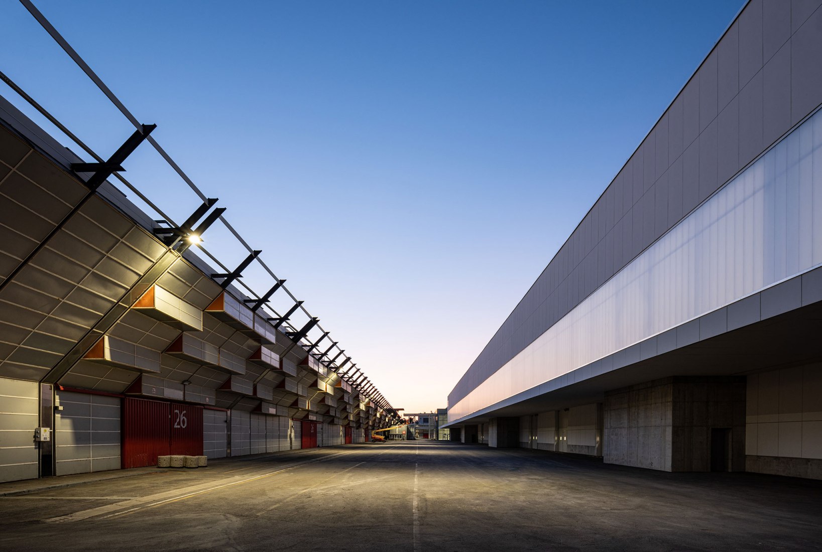 Nuevos pabellones para Bologna Fiere por Di Gregorio Associati. Fotografía por HG Esch