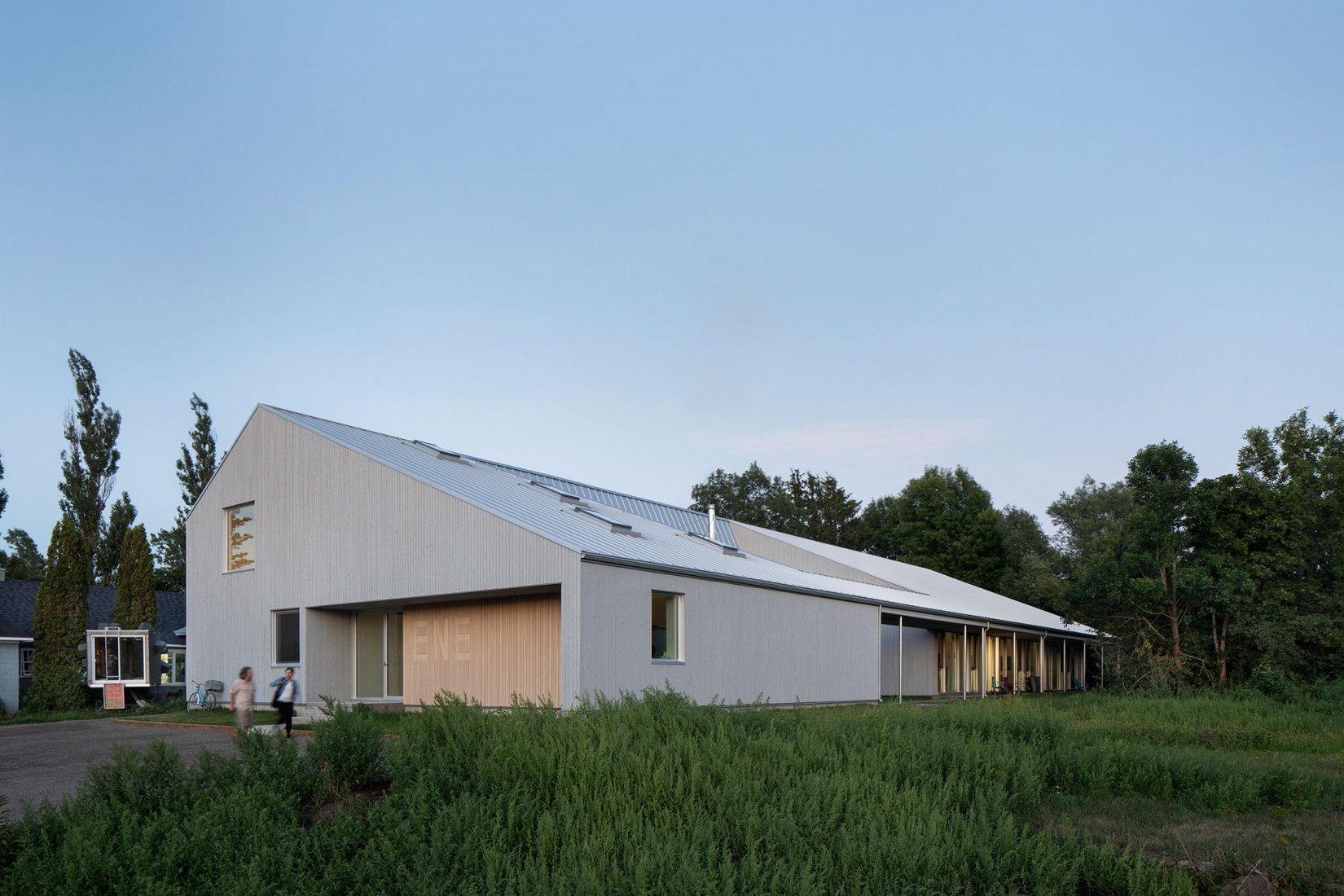 Center Est-Nord-Est by Bourgeois / Lechasseur architectes. Photograph by Adrien Williams