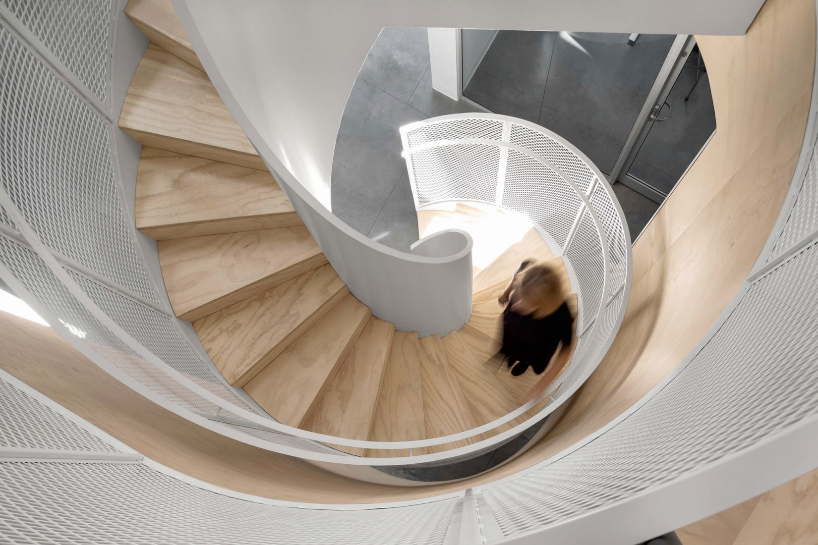 Center Est-Nord-Est by Bourgeois / Lechasseur architectes. Photograph by Adrien Williams
