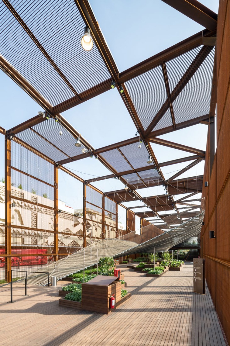 Brazilian Pavilion at Expo Milano 2015 by Studio Arthur Casas + Atelier Marko Brajovic. Photograph © Filippo Poli.