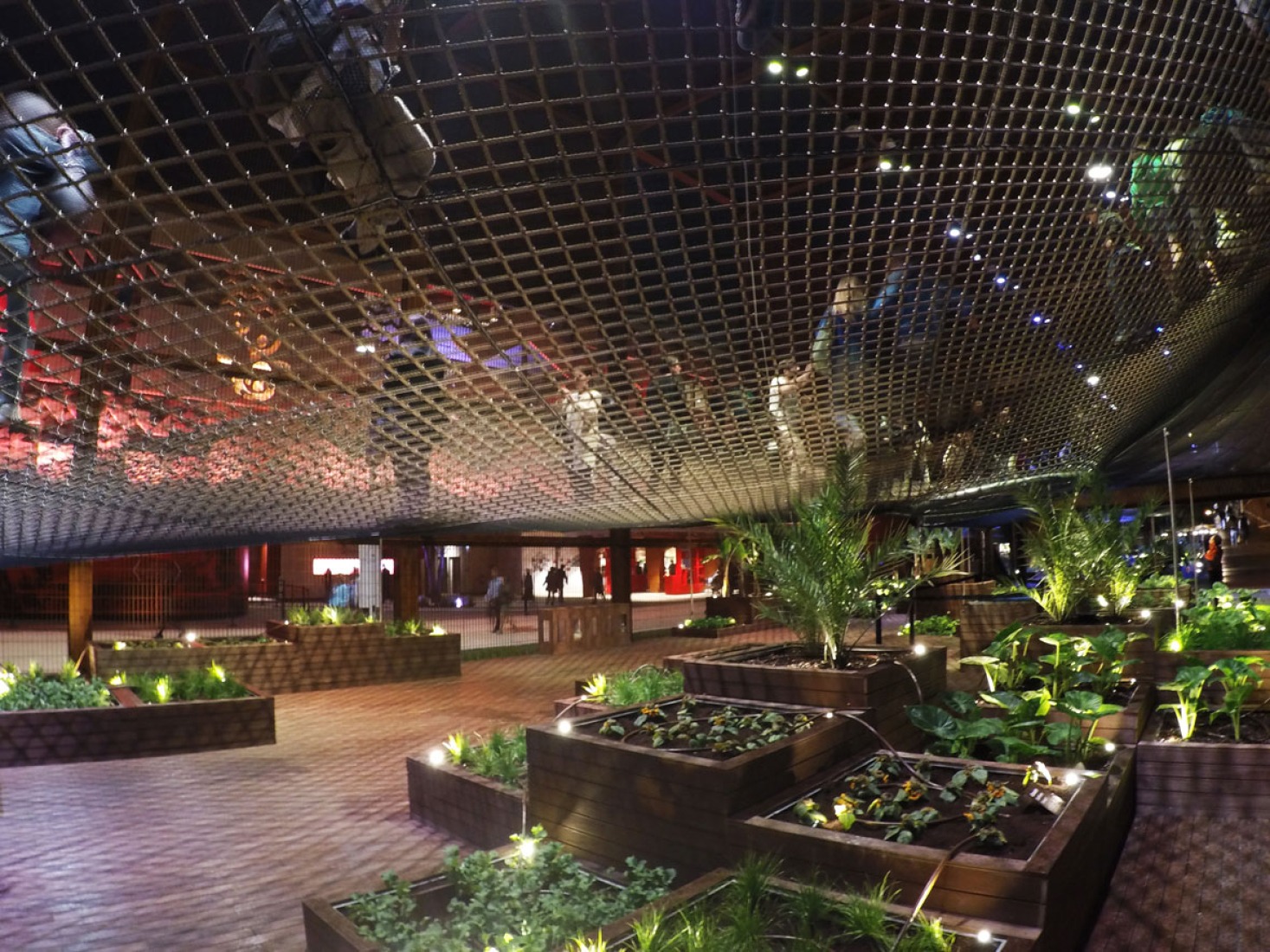 Inside image. Brazilian Pavilion at Expo Milano 2015 by Studio Arthur Casas y Atelier Marko Brajovic. Photograph © Atelier Marko Brajovic.