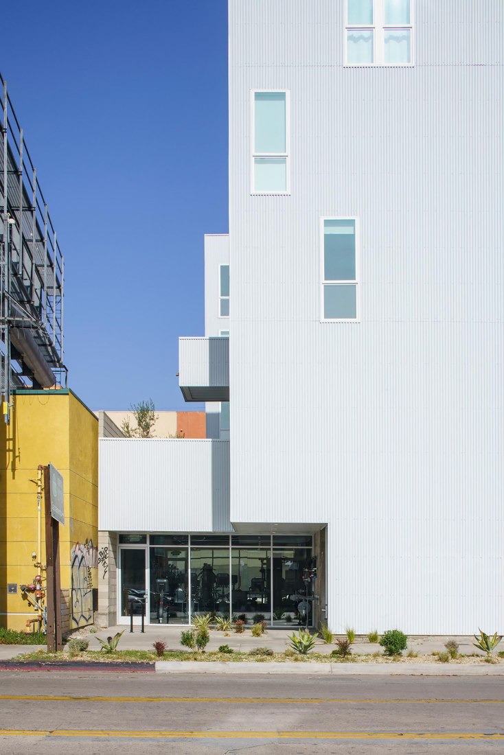 60 Unit Mixed-use Inclusionary Housing by Brooks + Scarpa. Photograph by Tara Wujcik