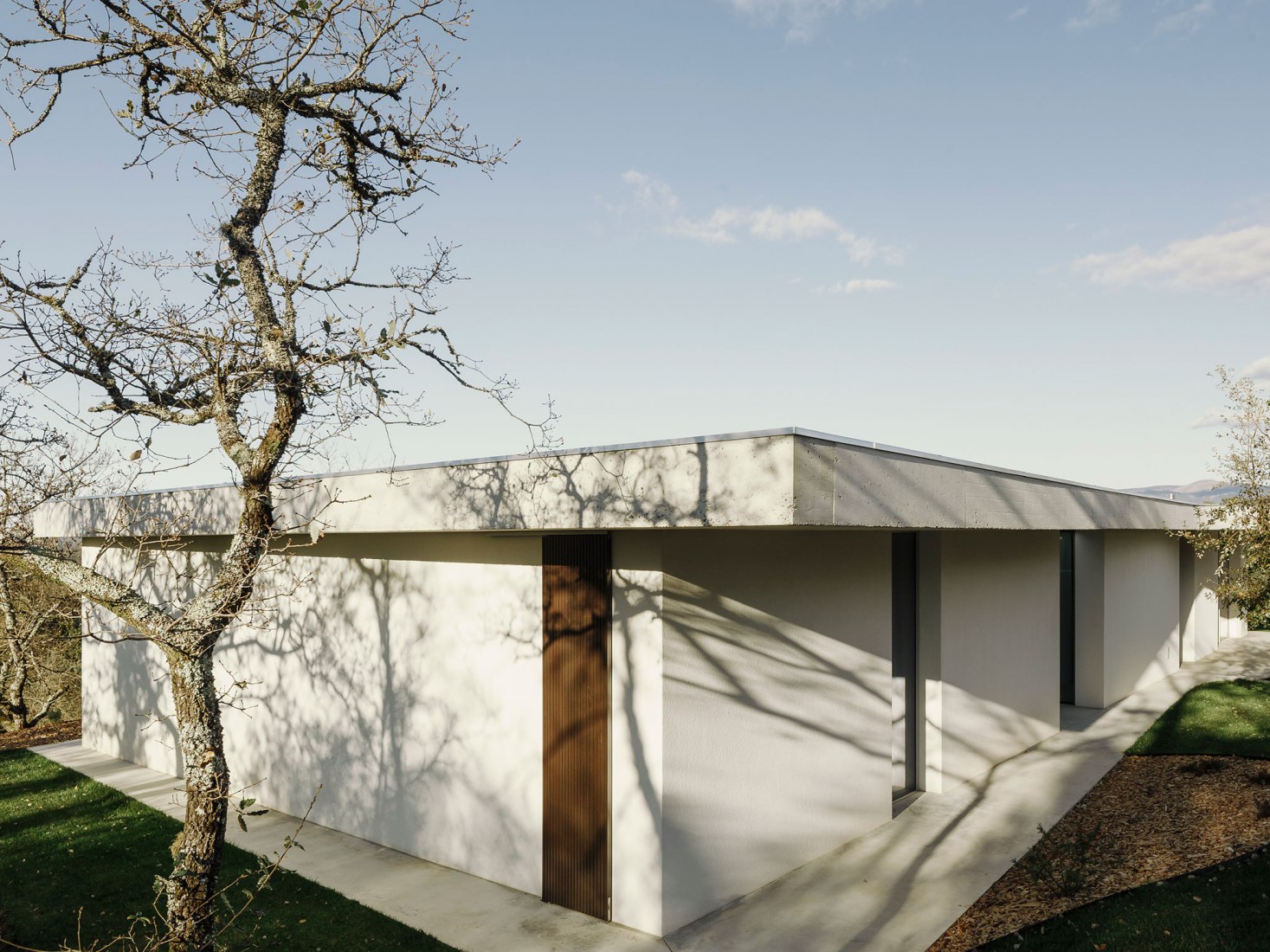 Casa Chouso por Bruno Dias Arquitectura. Fotografía por Hugo Santos Silva