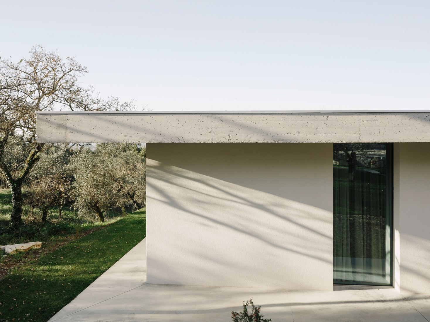 Casa Chouso por Bruno Dias Arquitectura. Fotografía por Hugo Santos Silva