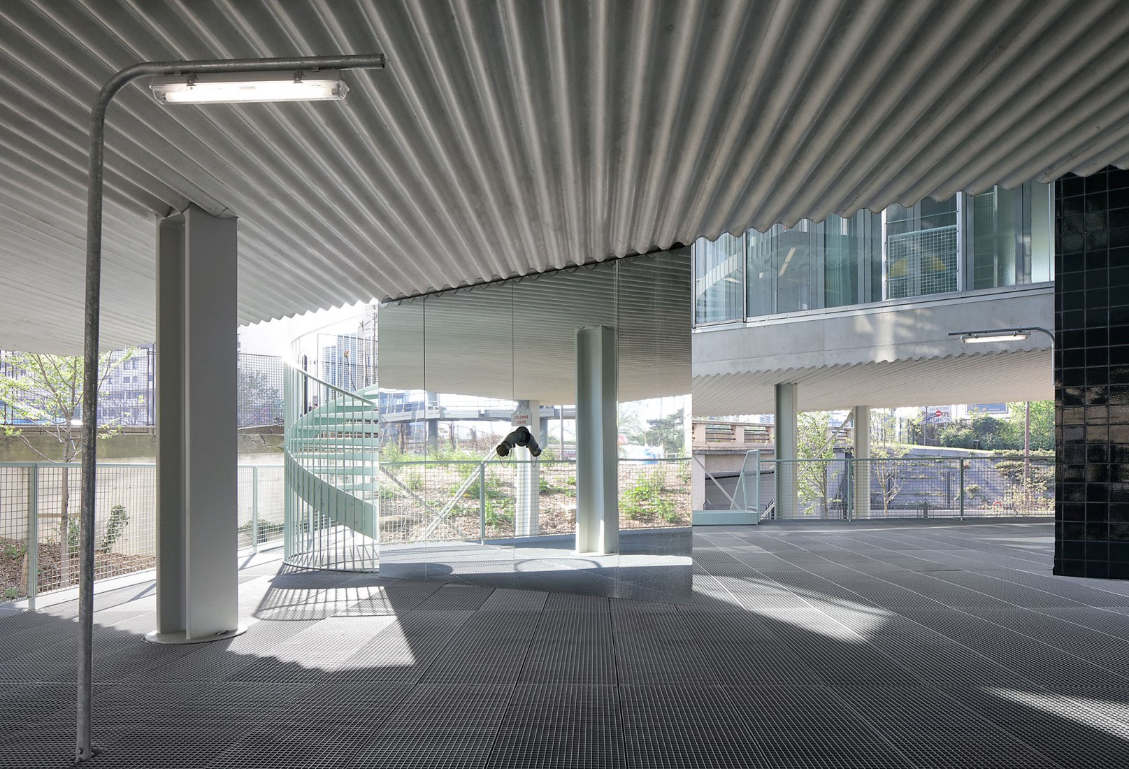 Residencia para investigadores "Maison Julie-Victoire Daubié" por BRUTHER. Fotografía por Filip Dujardin.