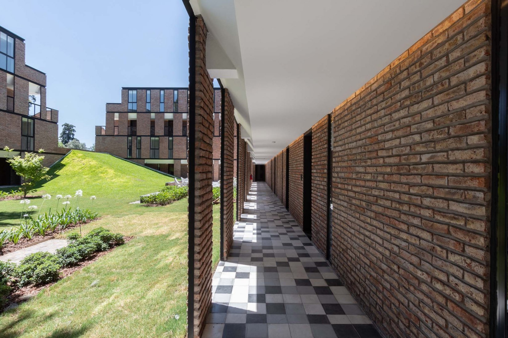Edificio COPA por Ça Arquitectura. Fotografía por Gonzalo Viramonte