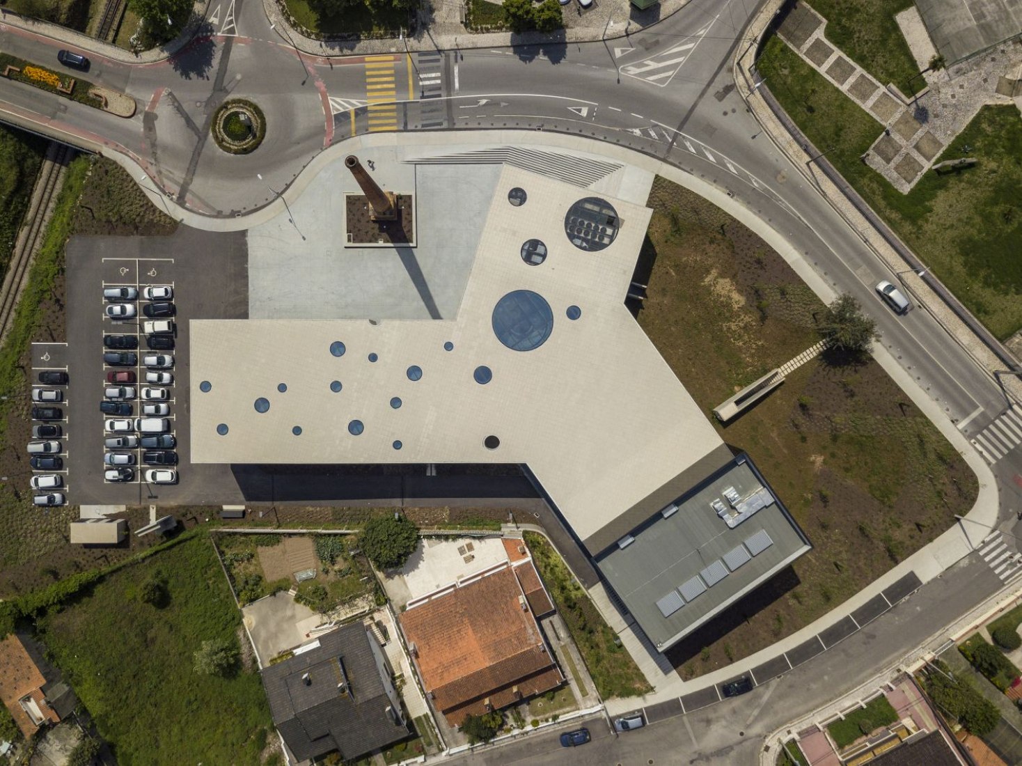 CAA – Centro de las Artes de Agueda por AND-RÉ. Fotografía por Fernando Guerra. FG+SG