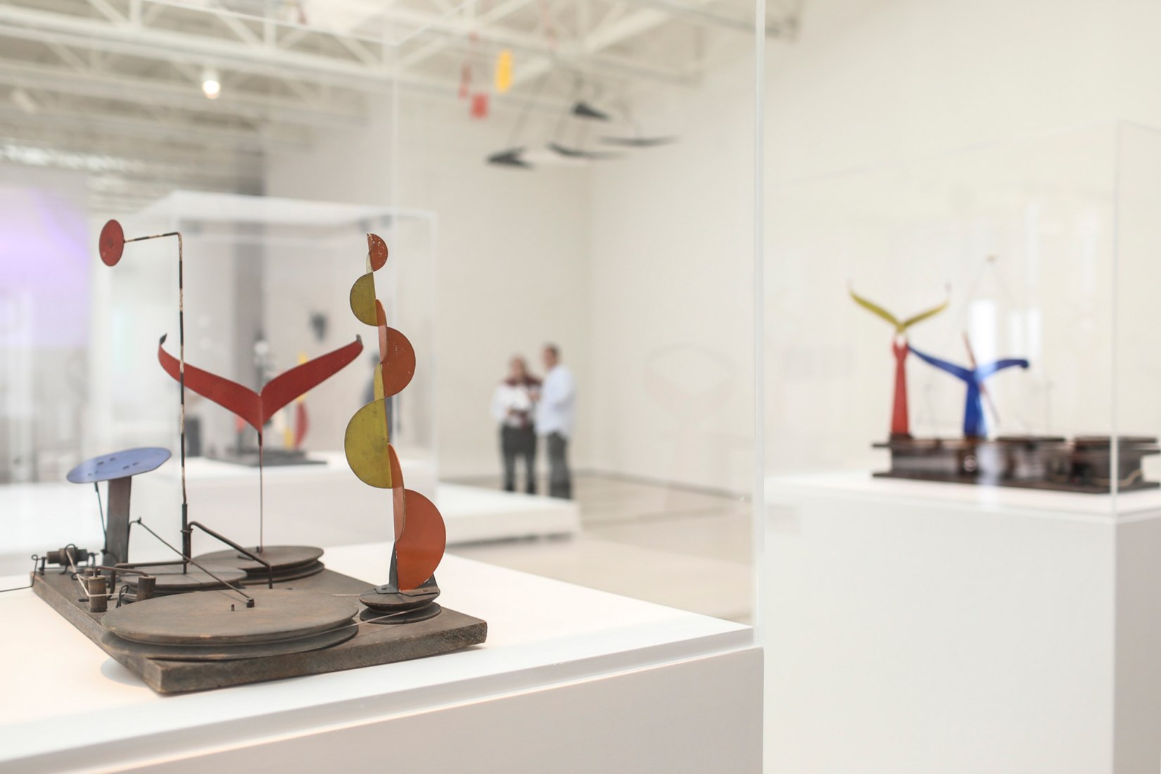 Calder Stories por Hans Ulrich Obrist. Centro Botín. Fotografía por Belén de Benito