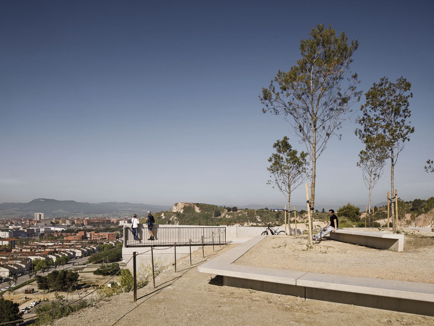 Recuperación de las antiguas minas de tiza de Igualada por Batlle i Roig Arquitectes. Fotografía de Jordi Surroca