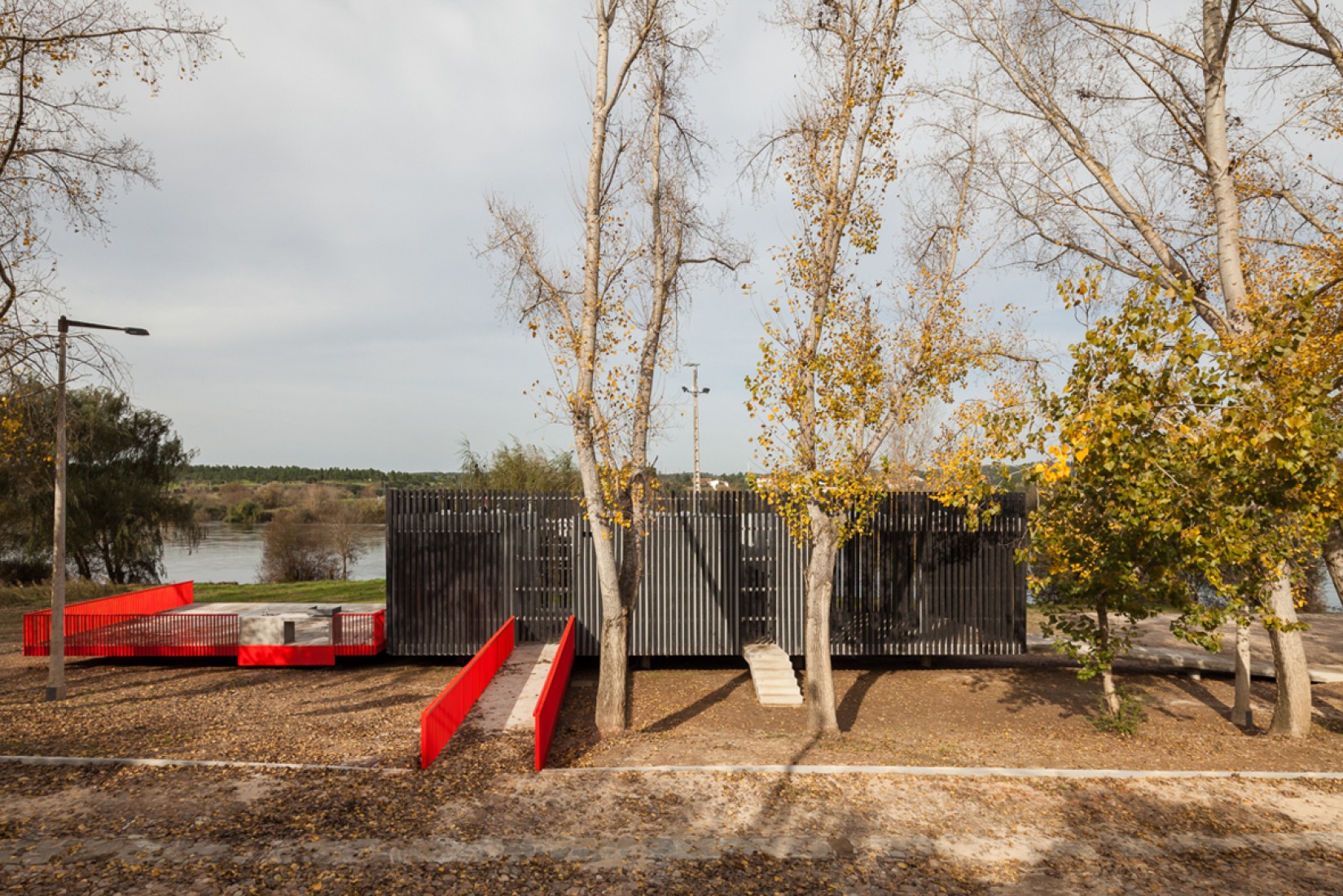 Alvega Canoeing Center by ateliermob. Photography © Francisco Noguera.