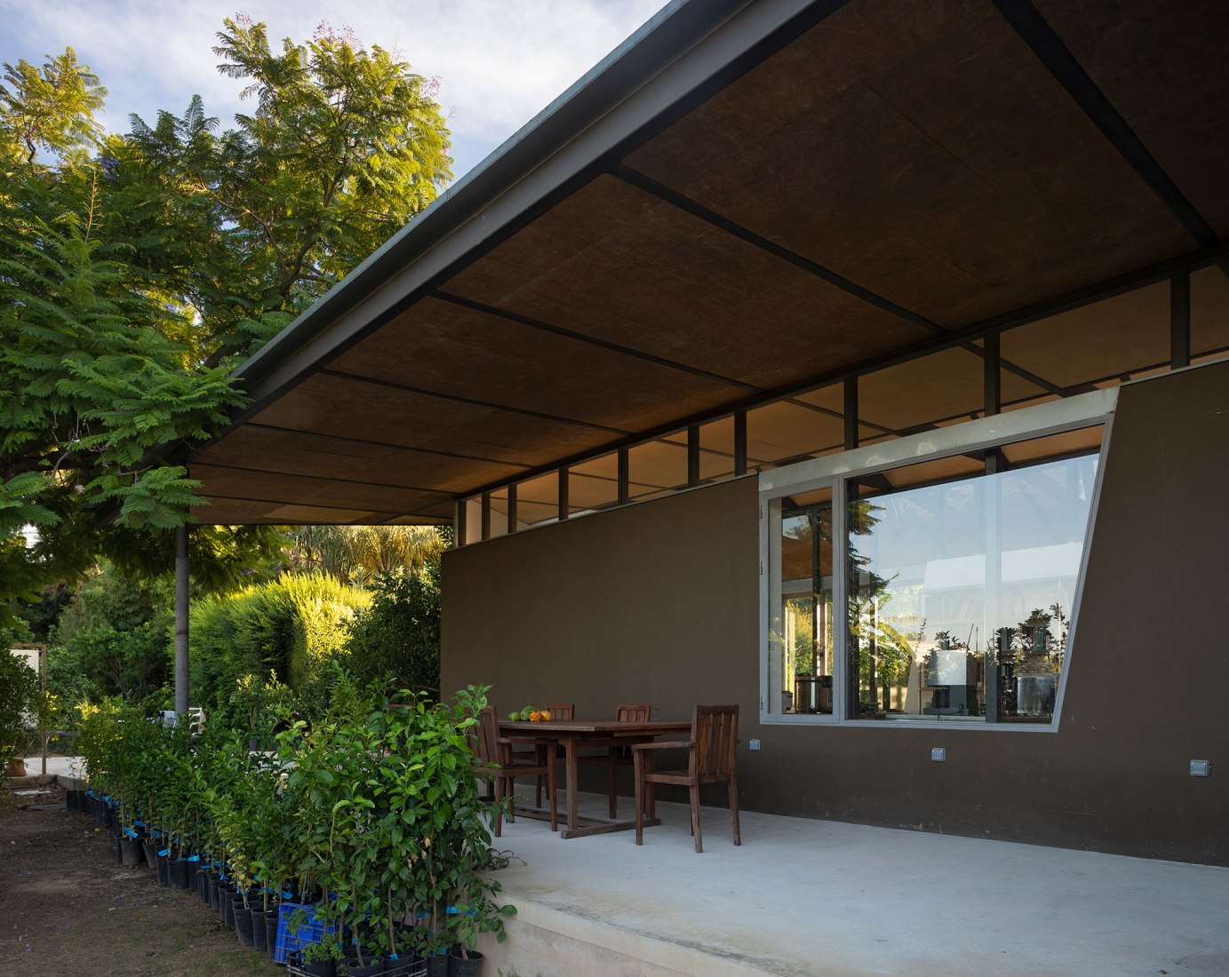 Bartolí Lab by Carlos Salazar Arquitectos. Photograph by Diego Opazo 