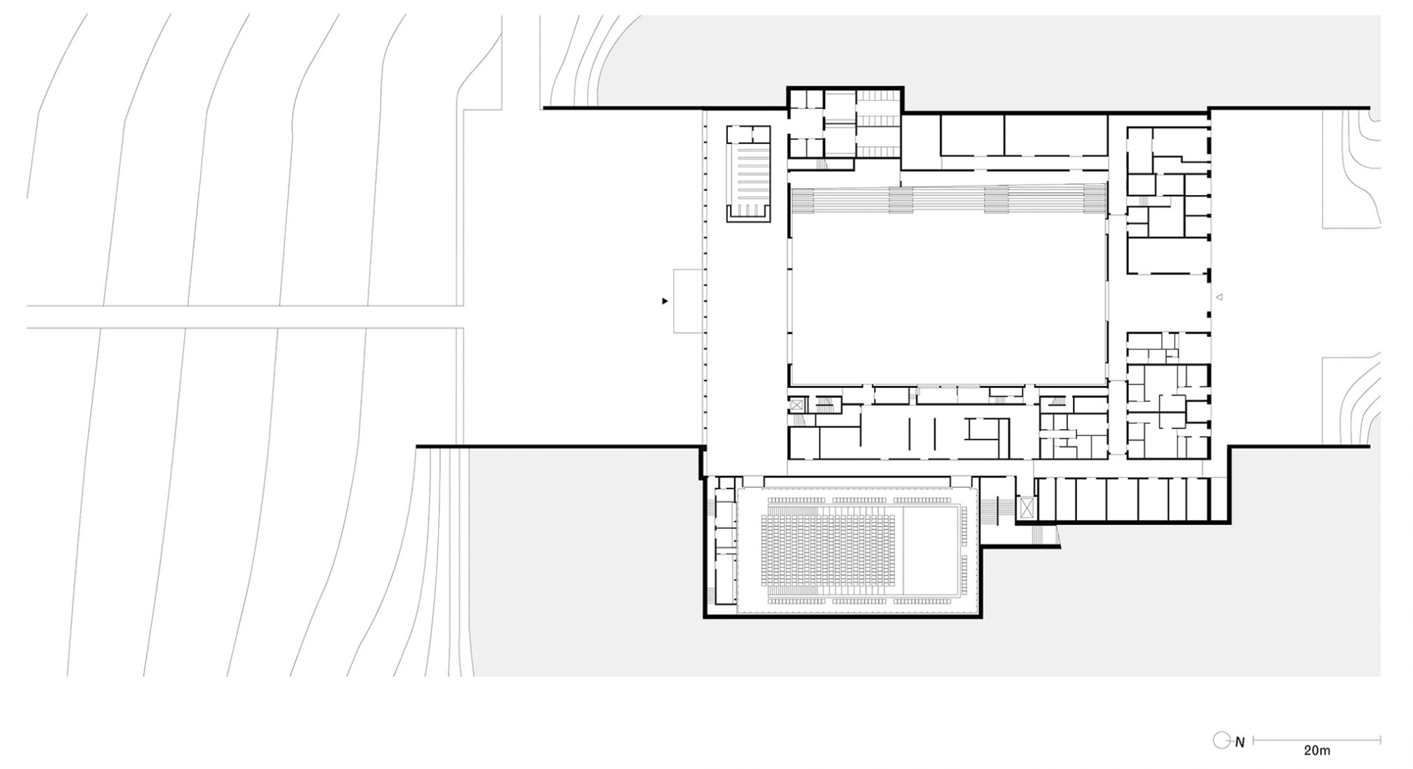 Plano de planta baja. Carmen Würth Forum in Künzelsau is completed by David Chipperﬁeld.