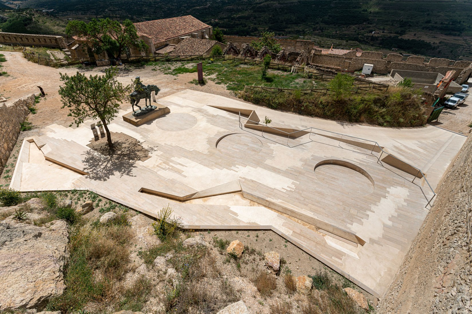 Consolidación y rehabilitación de los espacios “Sant Francesc” y “La Pardala” en el Castillo de Morella por Carquero Arquitectura. Fotografía por Joan Roig